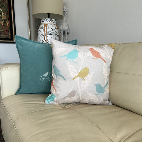 Funda de Cojin Pajaritos de Colores Estampado