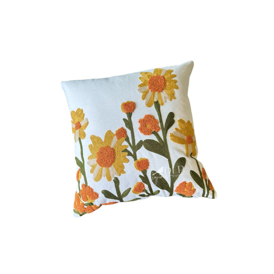 Funda de Cojin Bordada Flores Naranjas y Amarillas