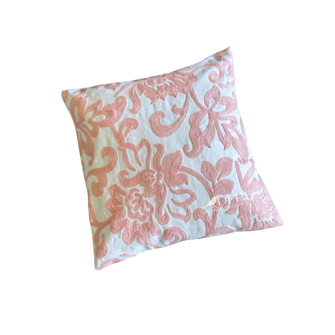 Funda de Cojin Bordada Flores Rosadas